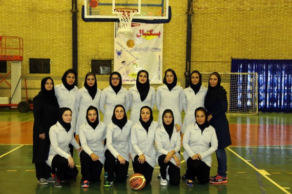 عکس/ مسابقات بسکتبال دختران دانشگاه آزاد اسلامی کشور در همدان