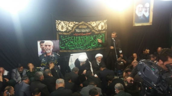 جمعی از مردم دارالمومنین همدان با آیت الله نوری همدانی دیدار کردند+تصاویر