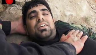 فیلم لحظه شهادت شهید علی انصاری توسط داعشی ها در عراق