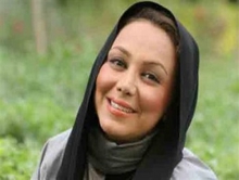 حملات توهین آمیز روزنامه زنجیره ای علیه بازیگر منتقد توافق هسته ای/ آفتاب یزد انتقادات بهنوش بختیاری را مسخره کرد
