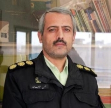 زن کيف قاپ دستگير و روانه زندان شد 