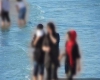 شنای مختلط زن و مرد و کشف حجاب در دریای شمال